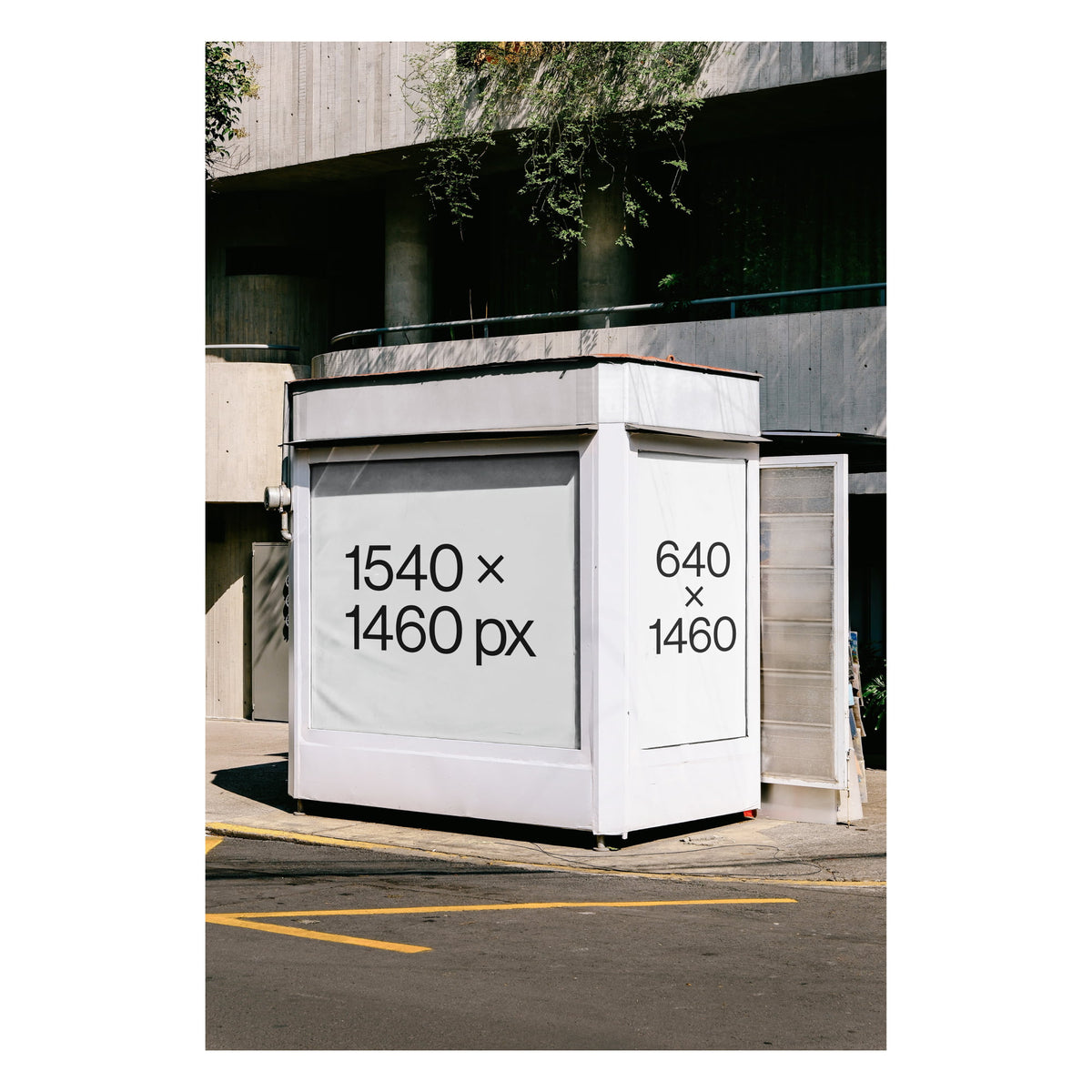 Street Kiosk Mockup 002